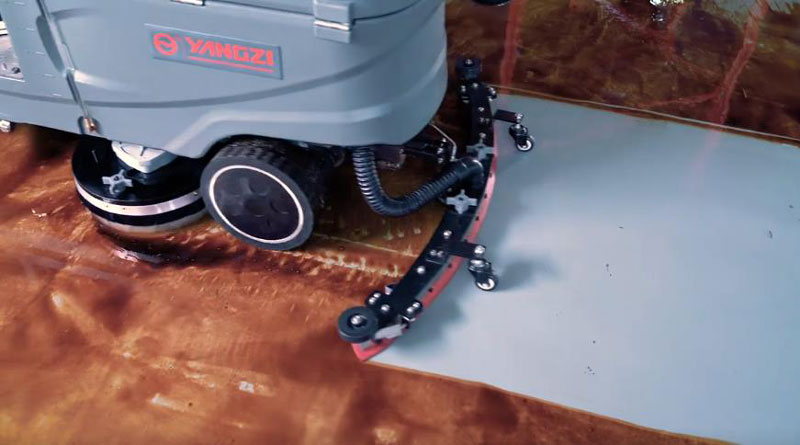 如何為您的地板類型選擇最佳工業(yè)洗地機 如何為您的地板類型選擇最佳工業(yè)洗地機