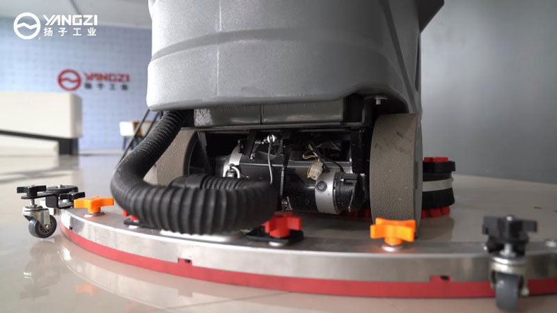 洗地機相對于手動清潔的優(yōu)勢 洗地機相對于手動清潔的優(yōu)勢