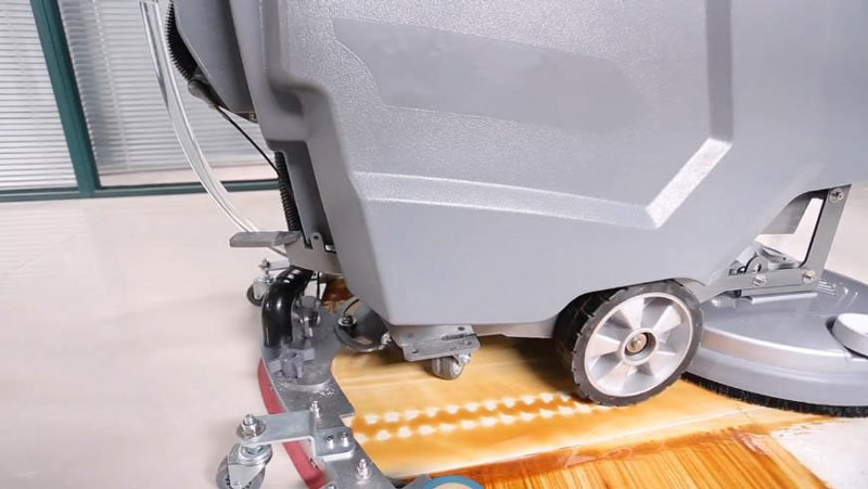 揚(yáng)子洗地機(jī) 揚(yáng)子洗地機(jī)