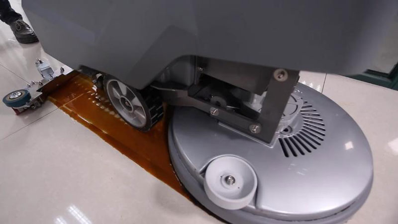 地板洗地機(jī)，投資還是費(fèi)用？