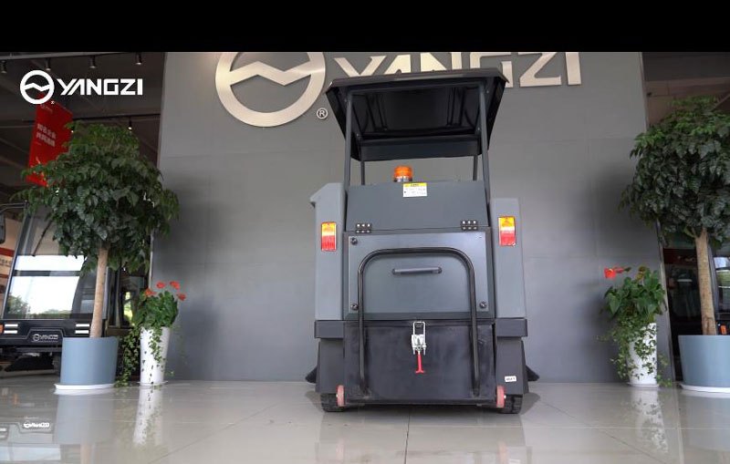 擁有掃地機(jī)有什么好處 擁有掃地機(jī)有什么好處