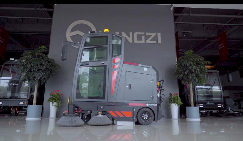 如何用掃地機(jī)清潔大型倉庫地板 如何用掃地機(jī)清潔大型倉庫地板