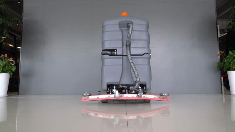 選擇洗地機(jī)要考慮哪些 選擇洗地機(jī)要考慮哪些