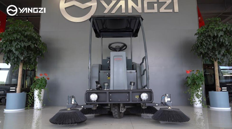 揚(yáng)子掃地機(jī) 揚(yáng)子掃地機(jī)