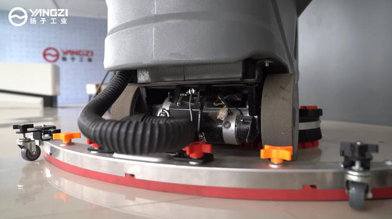 如何維護(hù)洗地機(jī)的耐用性 如何維護(hù)洗地機(jī)的耐用性