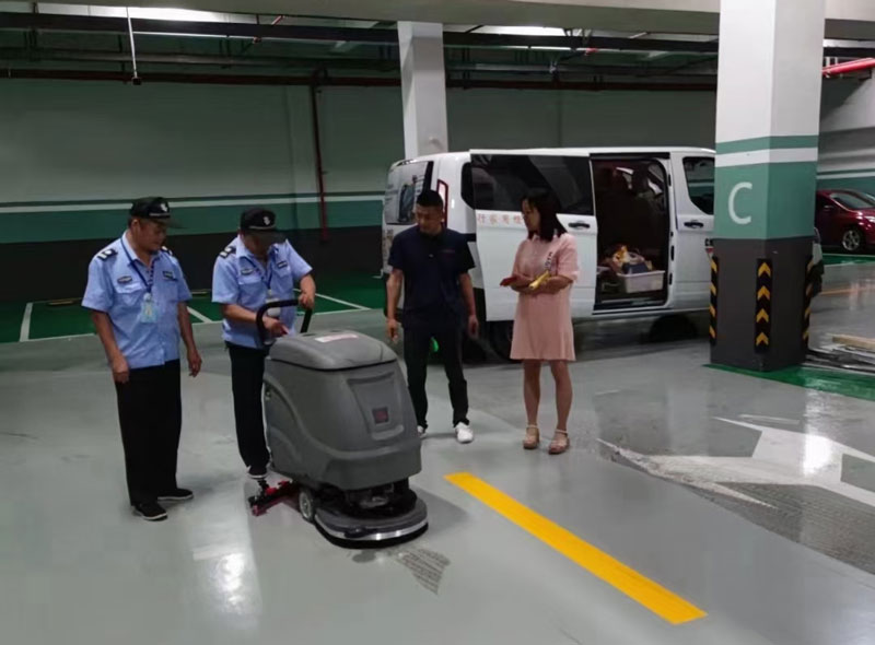 洗地機(jī)用在哪些地方 洗地機(jī)用在哪些地方