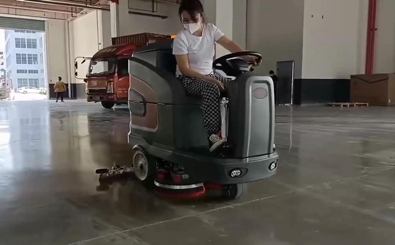 哪些因素會影響洗地機(jī)的工作時(shí)間 哪些因素會影響洗地機(jī)的工作時(shí)間