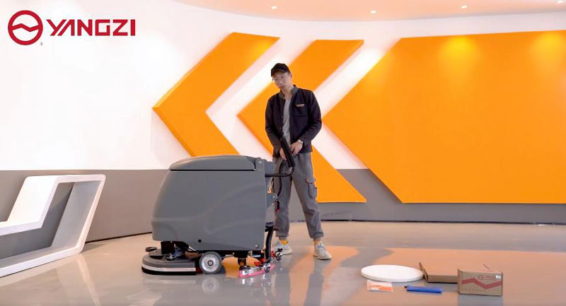 洗地機(jī)可以清洗哪些地面 洗地機(jī)可以清洗哪些地面