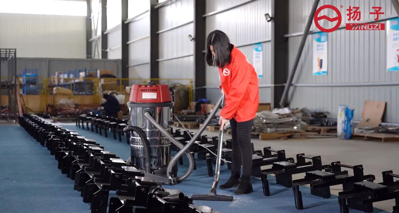 地毯清掃器與真空吸塵器 – 哪個最好？